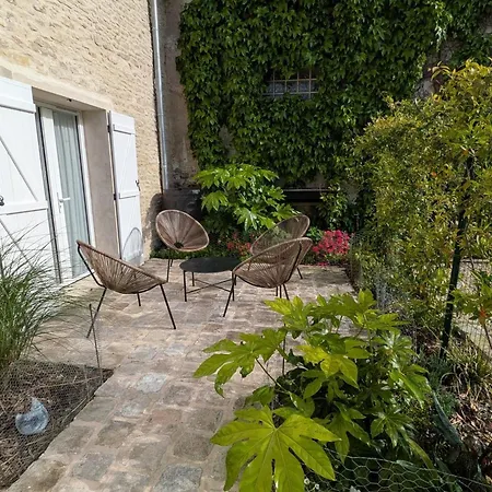 Rustique Avec Parking Securise - 4 Pers. Landhaus *